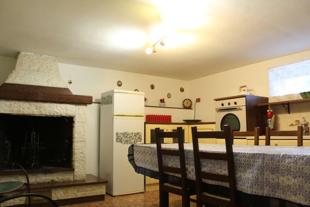 Tavernetta Jolie Appartamento Pescara Esterno foto